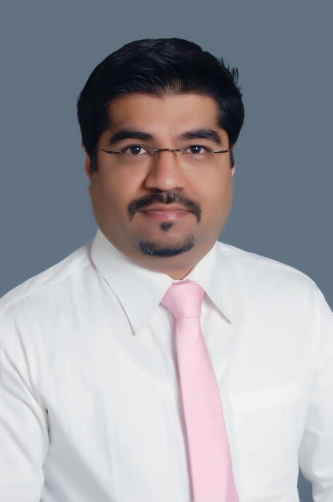 Retina Specialist in Mumbai - Dr.Madhusudan Davda - Mumbai Eye Retina Clinic